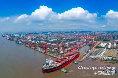 南通中遠海運川崎一周連續交付三船