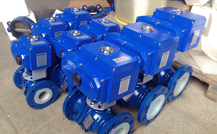 電動襯氟球閥實物圖1 電動襯氟球閥實物圖